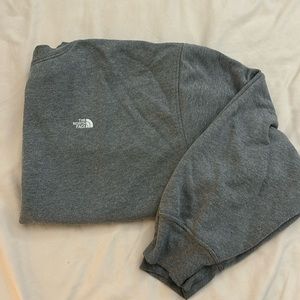 THE NORTH FACE HEATHER GREY FLEECE CREW NECK